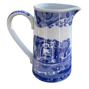 Blue Italian Spode milk vase. Discontinued pattern. 5”